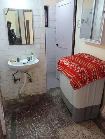 1.5 BHK Apartment For Rent in Sai Apartment Noida, Sector 71