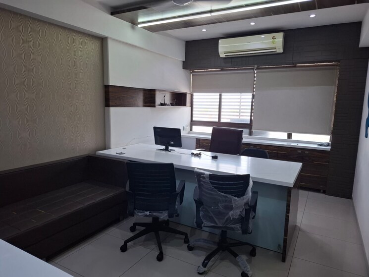 Team Area, science city Commercial Office Space 780 Sq.Ft. In Science City Ahmedabad 8709933