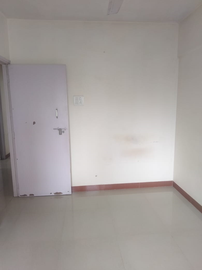 2 BHK 672 Sq.Ft. Apartment in Alica Nagar CHS