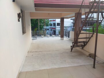 2 BHK Independent House For Rent in Aliganj