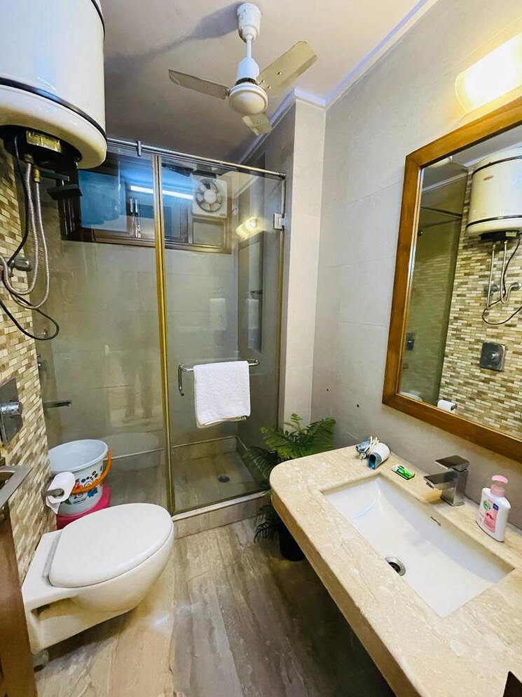 Master Bedroom, saket 4 Bedroom 2700 Sq.Ft. Builder Floor In Saket Delhi 8710048