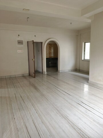 Room in 3 BHK Apartment at Santoshpur – for Sale