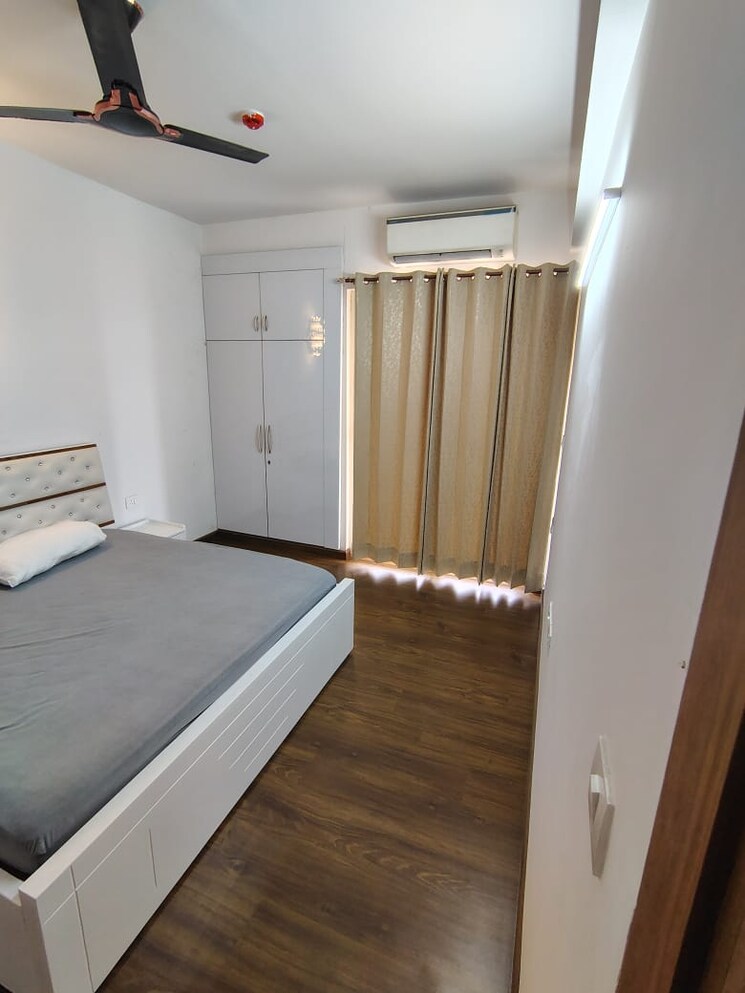 Room, ats-nobility 3.5 Bedroom 1675 Sq.Ft. Apartment In Sector 4 Greater Noida Greater Noida 8710086