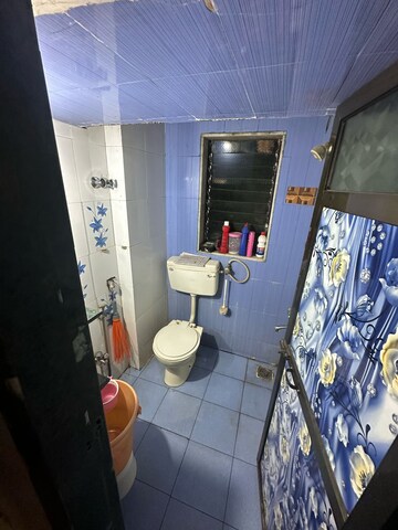 Bathroom in 1 BHK Apartment at Rnp Park – for Rent