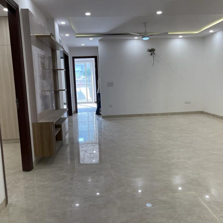 Room, hargobind enclave 2 Bedroom 820 Sq.Ft. Apartment In Hargobind Enclave Delhi 8710113