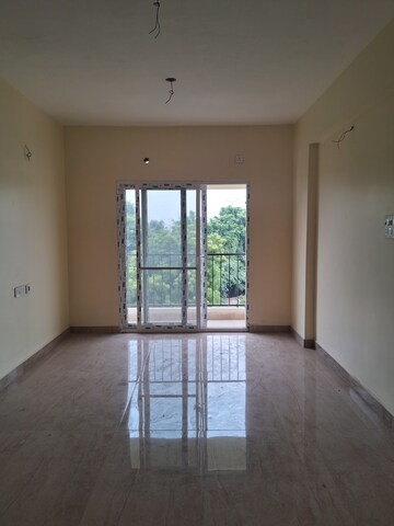 Room in 2 BHK Apartment at Porur – for Sale