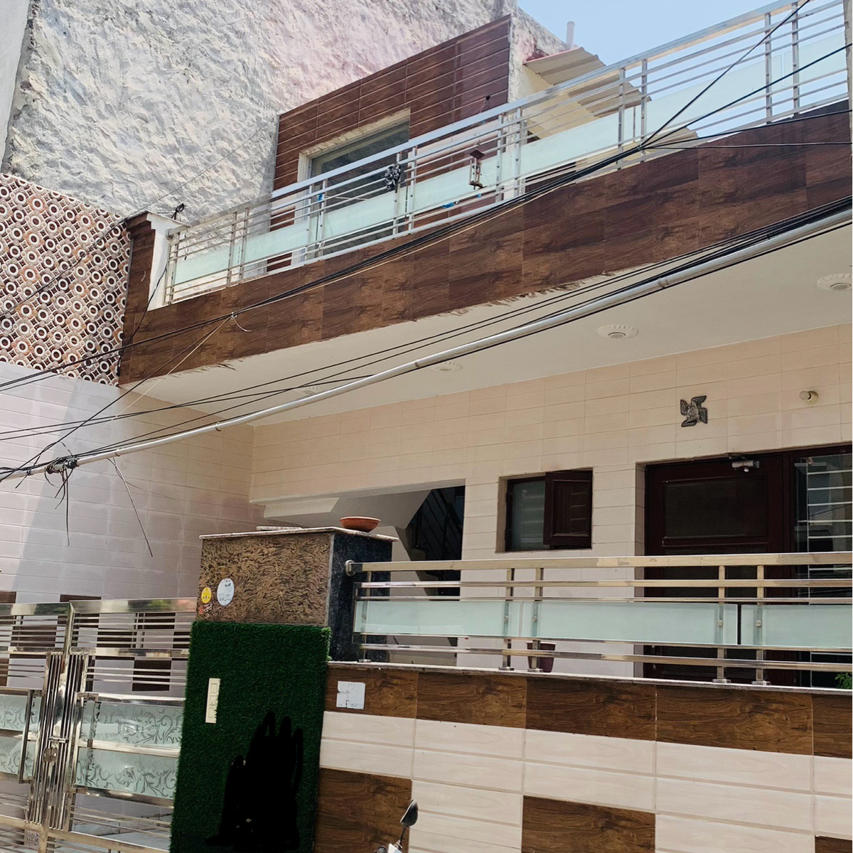 2.5 BHK + Pooja Room,Study Room,Extra Room Independent House For Sale in Gee Associates 