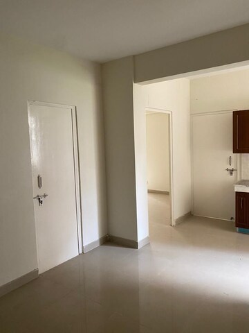Room in 1 BHK Apartment at Adani Aangan, Sector 89a – for Rent