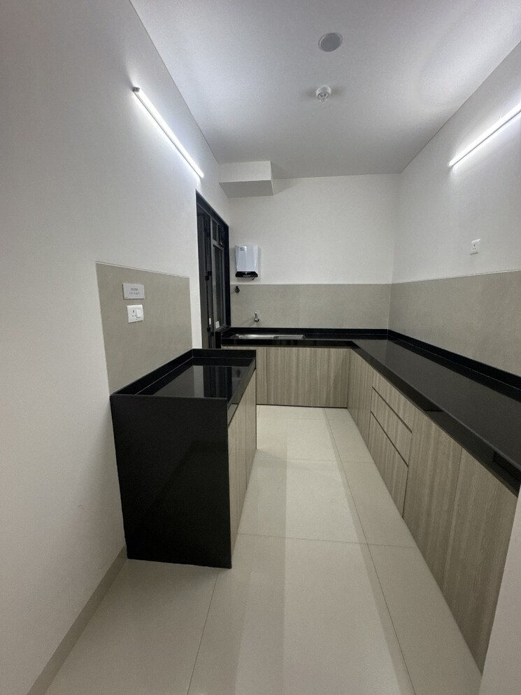 Kitchen, rustomjee-la-vie 3 Bedroom 932 Sq.Ft. Apartment In Majiwada Thane 8710235