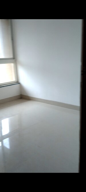 Room in 2 BHK Apartment at DB Orchid Ozone, Dahisar East – for Sale