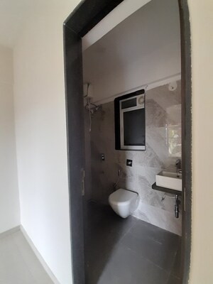 Furnished Amenities in 2 BHK Apartment at Vaibhav Eastern Groves, Vikhroli East – for Sale