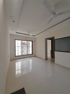 Furnished Amenities in 2 BHK Apartment at Vaibhav Eastern Groves, Vikhroli East – for Sale