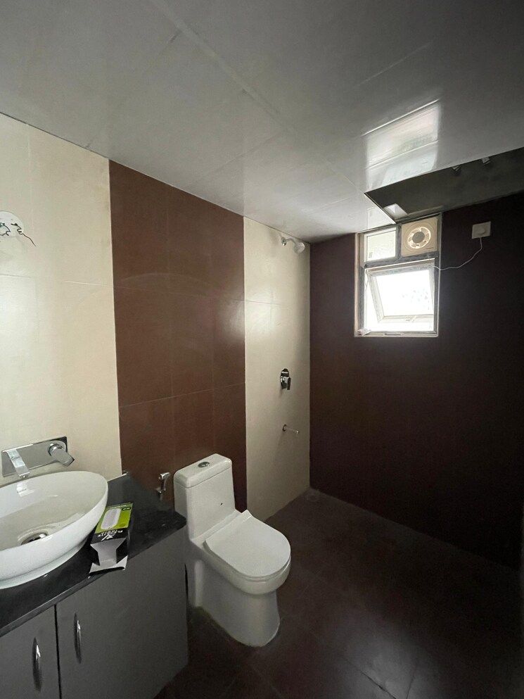Bathroom, passion-elite-1 3 Bedroom 1500 Sq.Ft. Apartment In Electronic City Phase I Bangalore 8710195