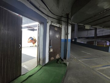 Parking in  Showroom at ILD Trade Centre, Sector 47 – for Rent