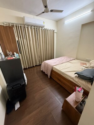 2 BHK Apartment For Sale in Acme Stadium View, Andheri West