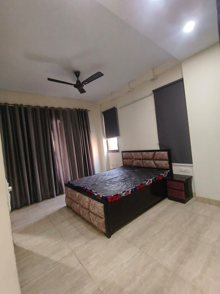 Bedroom, sare-home 3 Bedroom 1593 Sq.Ft. Apartment In Sector 92 Gurgaon 8710276
