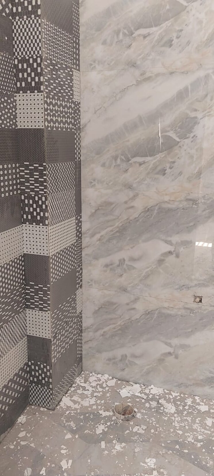  Parking, mk-plaza-charbagh 2 Bedroom 500 Sq.Ft. Independent House In Charbagh Lucknow 8710265