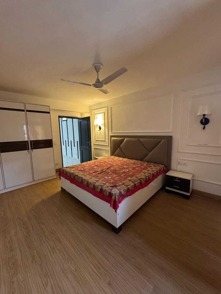 Bedroom, saket-court-residential-complex 3 Bedroom 1800 Sq.Ft. Villa In Pushp Vihar Delhi 8710298