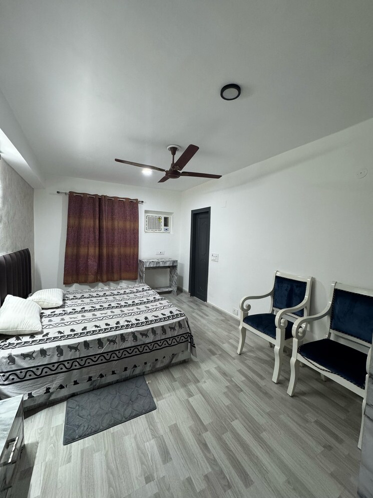 Bedroom, saket-court-residential-complex 3 Bedroom 1800 Sq.Ft. Villa In Pushp Vihar Delhi 8710298