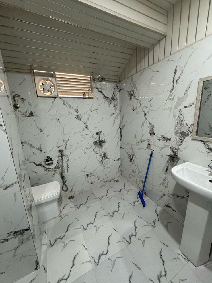 Attached Bathroom, saket-court-residential-complex 3 Bedroom 1800 Sq.Ft. Villa In Pushp Vihar Delhi 8710298