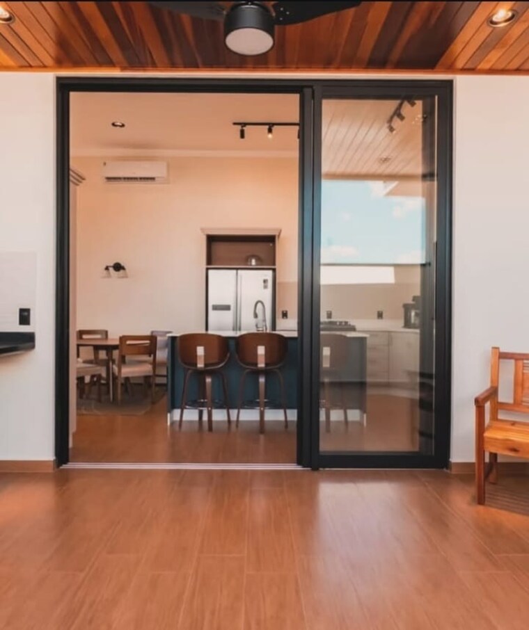 Room, sector 30 3 Bedroom 2520 Sq.Ft. Builder Floor In Sector 30 Faridabad 8710303