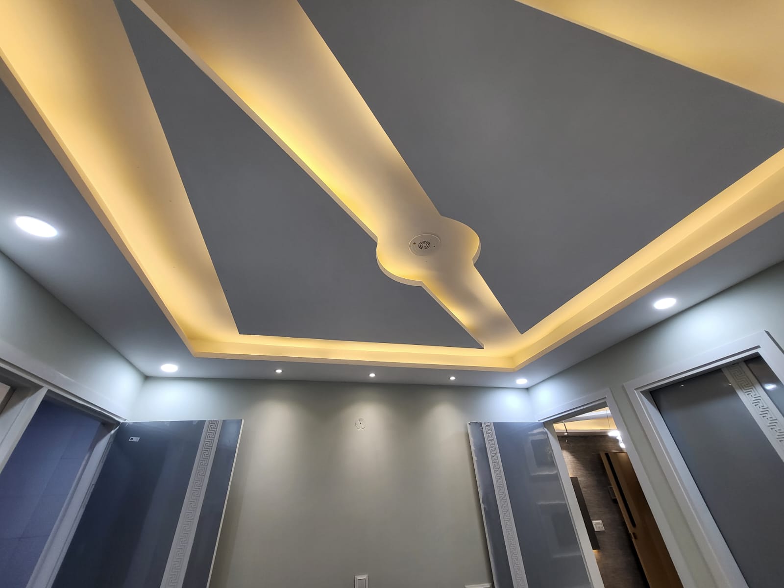 3 BHK Builder Floor For Sale in Deep Vihar