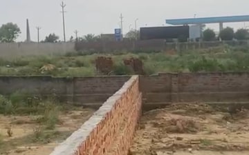 Plot For Sale in Solra
