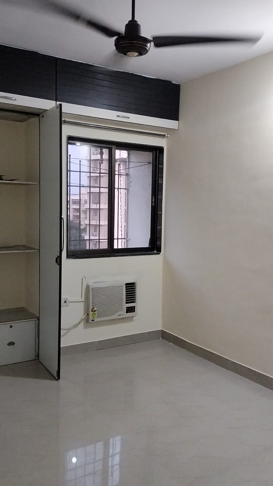 1 BHK 450 Sq.Ft. Apartment in Hiranandani Estate Riviera