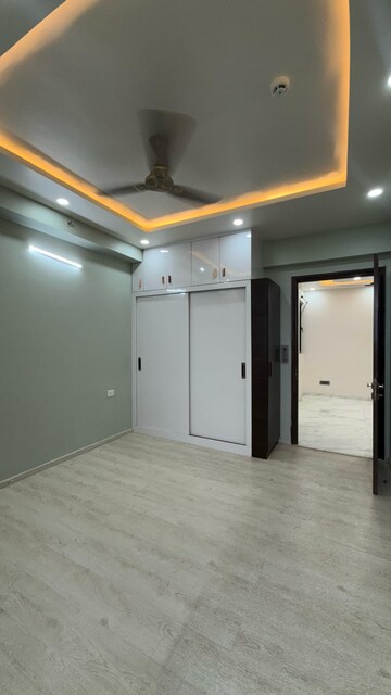 Room in 3 BHK Builder Floor at SS The Coralwood, Sector 84 – for Rent