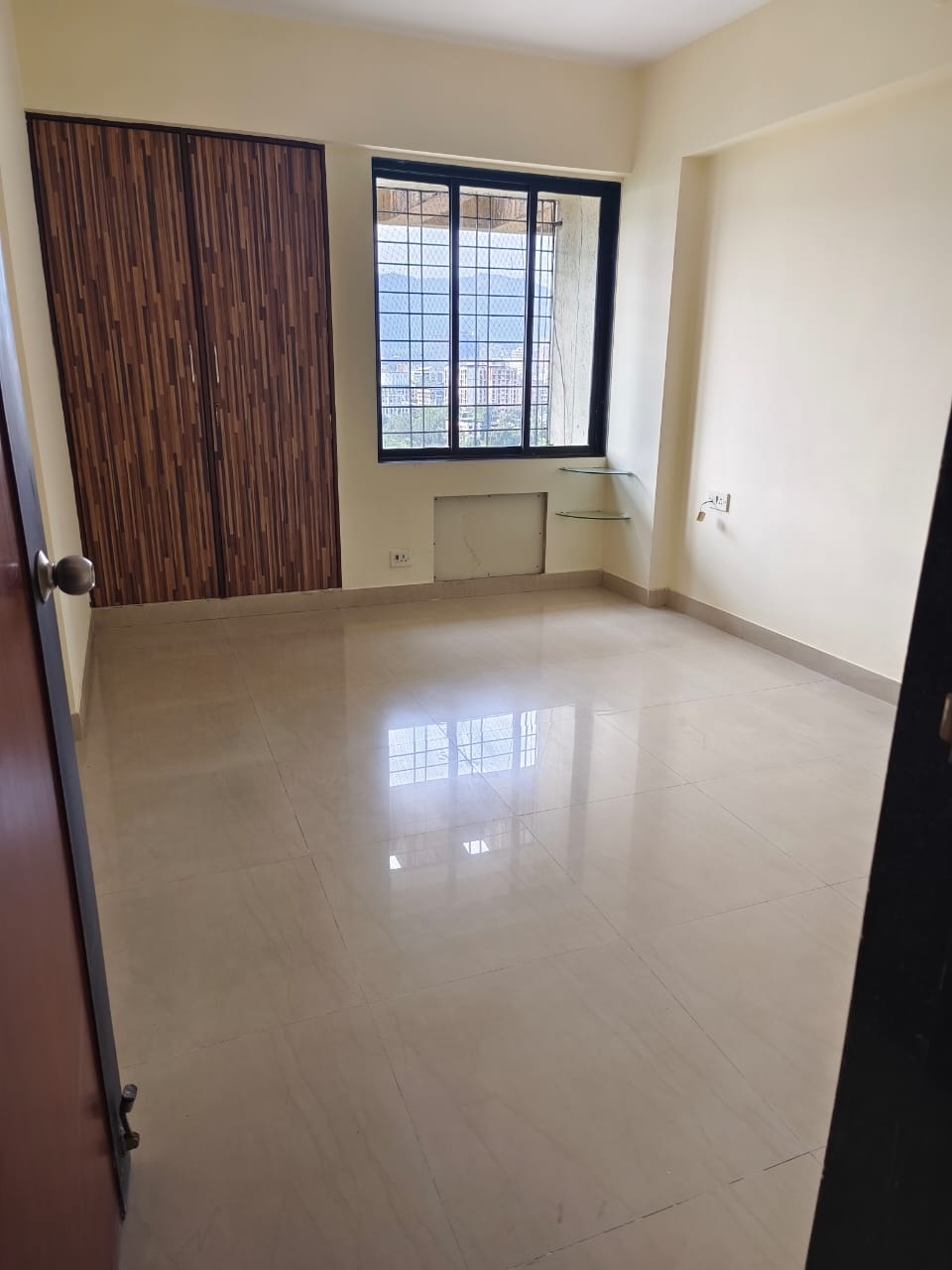 2 BHK Apartment For Rent in Lodha Amara