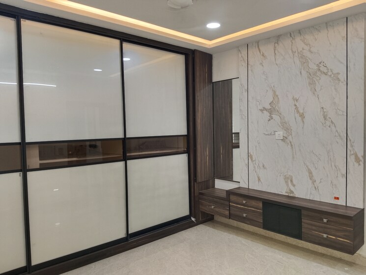 Room, sri-gayatri-residency 3 Bedroom 1700 Sq.Ft. Apartment In Madhapur Hyderabad 8710459