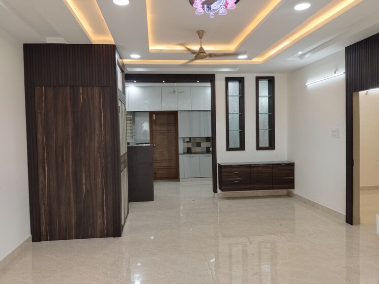 Room, sri-gayatri-residency 3 Bedroom 1700 Sq.Ft. Apartment In Madhapur Hyderabad 8710459