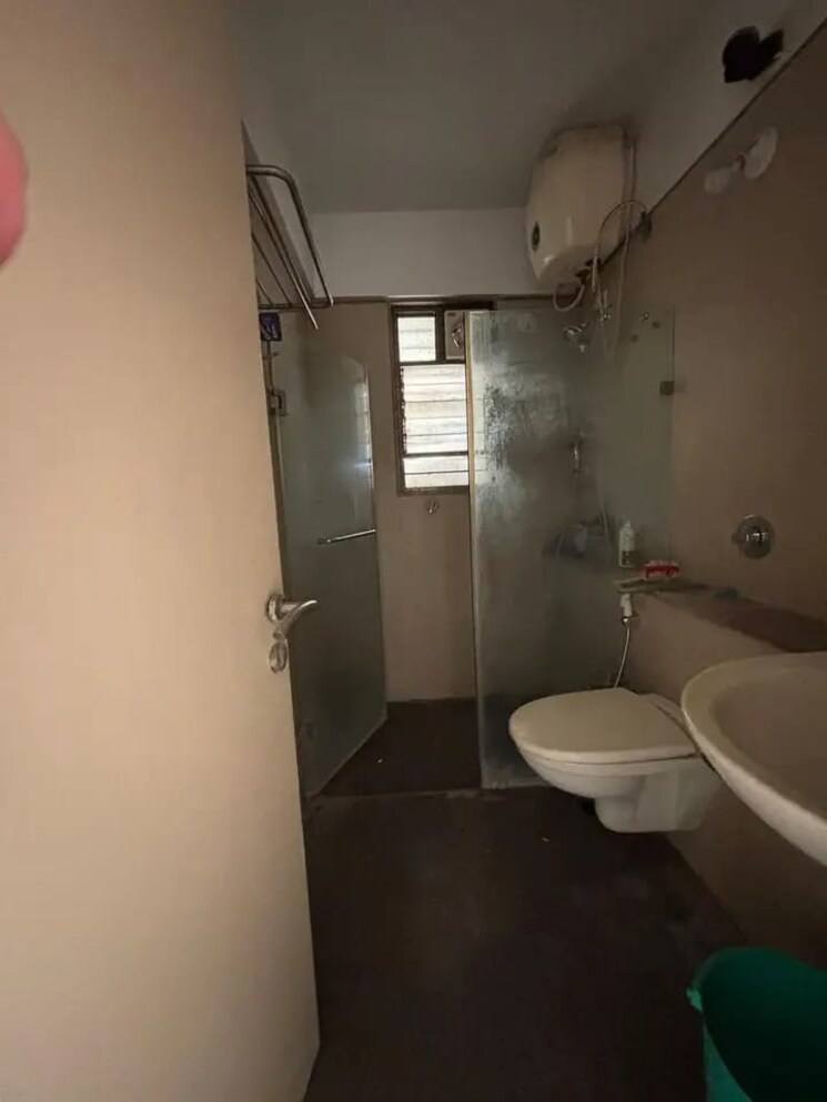 Bathroom, kool-homes-solitaire-i 2 Bedroom 1240 Sq.Ft. Apartment In Kondhwa Pune 8710615