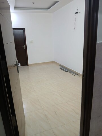 Room in 2 BHK Builder Floor at Prashant Vihar – for Rent