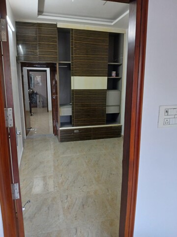 Room in 2 BHK Builder Floor at Prashant Vihar – for Rent