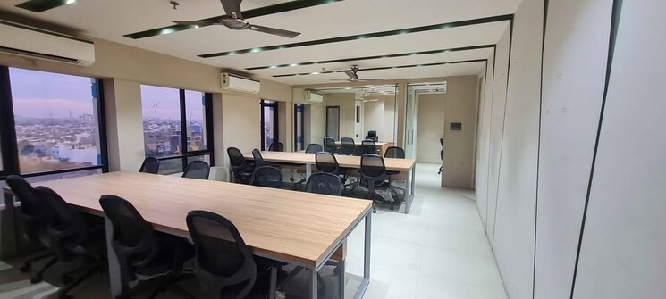 Other, vijay nagar Commercial Office Space 2000 Sq.Ft. In Vijay Nagar Indore 8710541