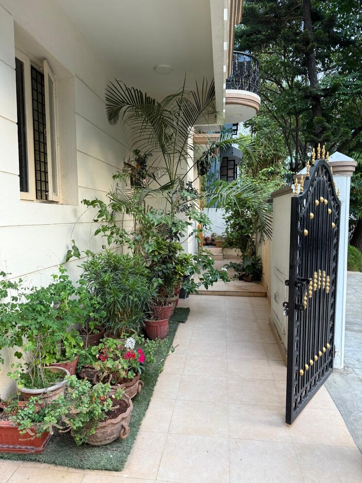 Balcony, hsr layout 4 Bedroom 2500 Sq.Ft. Independent House In Hsr Layout Bangalore 8710658