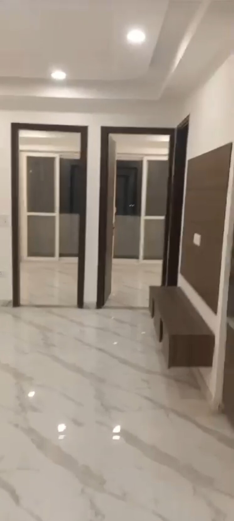 Room, hardev nagar 3 Bedroom 950 Sq.Ft. Builder Floor In Hardev Nagar Delhi 8710913