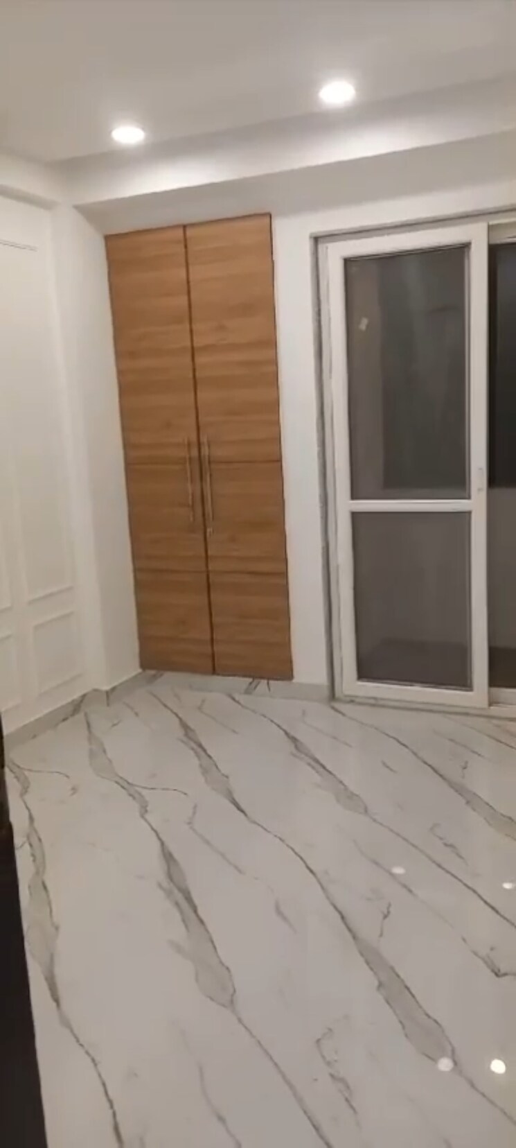 Bathroom, hardev nagar 3 Bedroom 950 Sq.Ft. Builder Floor In Hardev Nagar Delhi 8710913