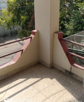 Balcony in 2 BHK Independent House at Aliganj – for Rent