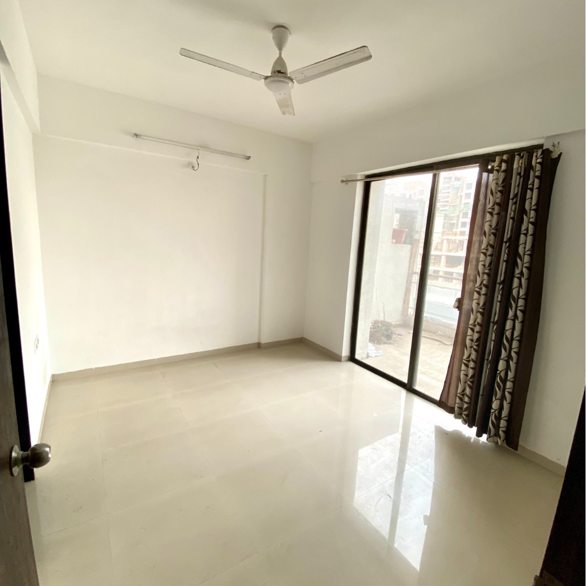 2 BHK + Pooja Room Apartment For Rent in Sonigara Omega Paradise