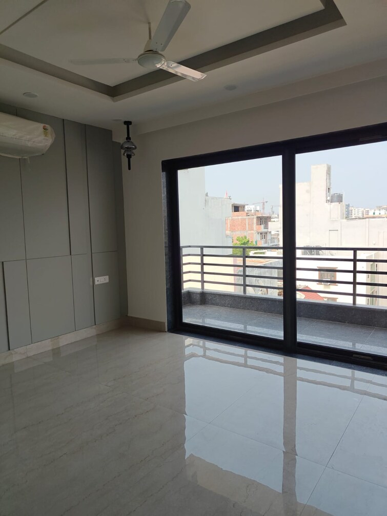 Cover Image, sector 56 4 Bedroom 300 Sq.Yd. Builder Floor In Sector 56 Gurgaon 8710945