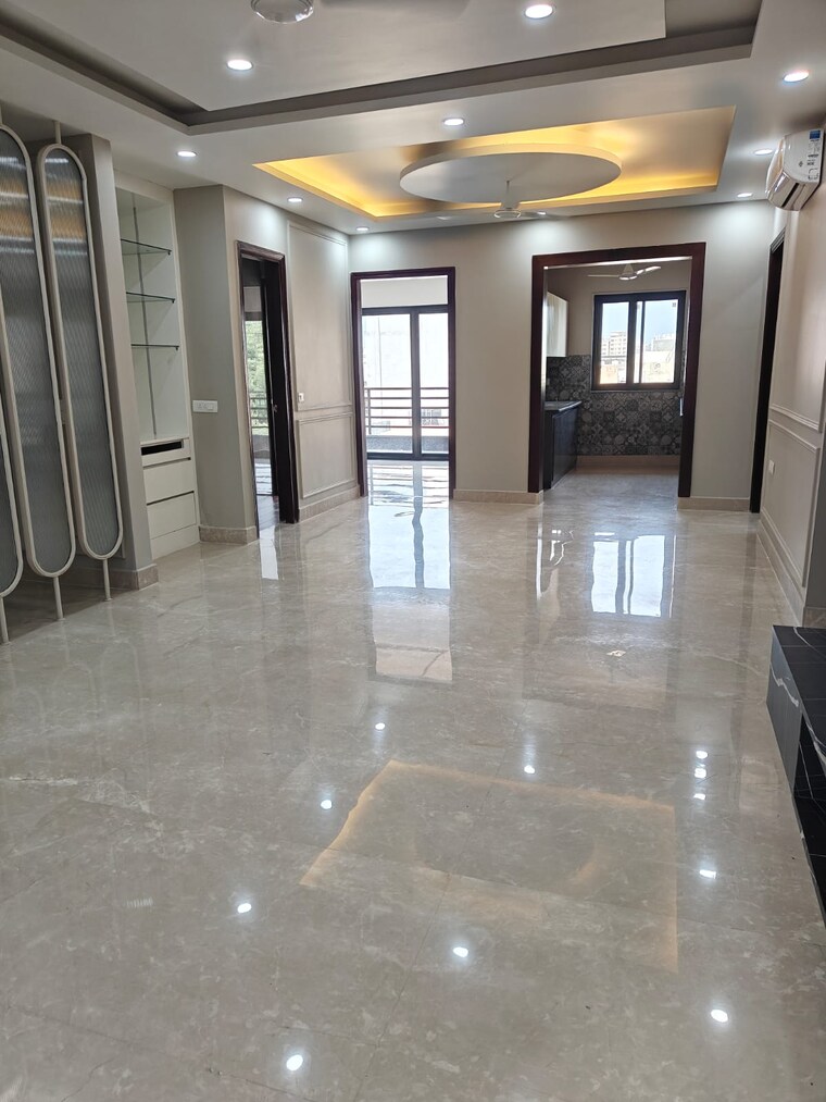 Room, sector 56 4 Bedroom 300 Sq.Yd. Builder Floor In Sector 56 Gurgaon 8710945