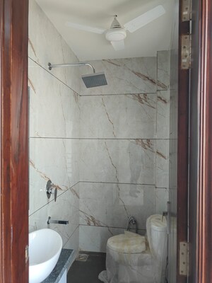 Room in 4 BHK Builder Floor at Sector 56 – for Sale