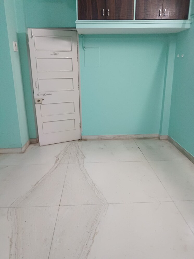 Room, mahim 1 Bedroom 550 Sq.Ft. Apartment In Mahim Mumbai 8710892