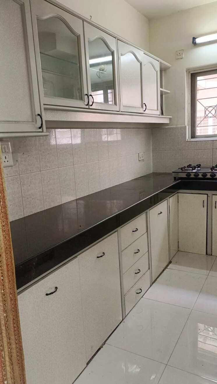 Kitchen, sacred-heart-town 3 Bedroom 1600 Sq.Ft. Apartment In Wanowrie Pune 8711068