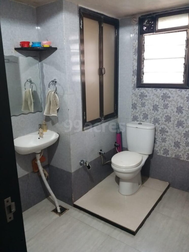 Bathroom, swagat-chs-kharghar 3 Bedroom 1550 Sq.Ft. Apartment In Kharghar Sector 18 Navi Mumbai 8710931