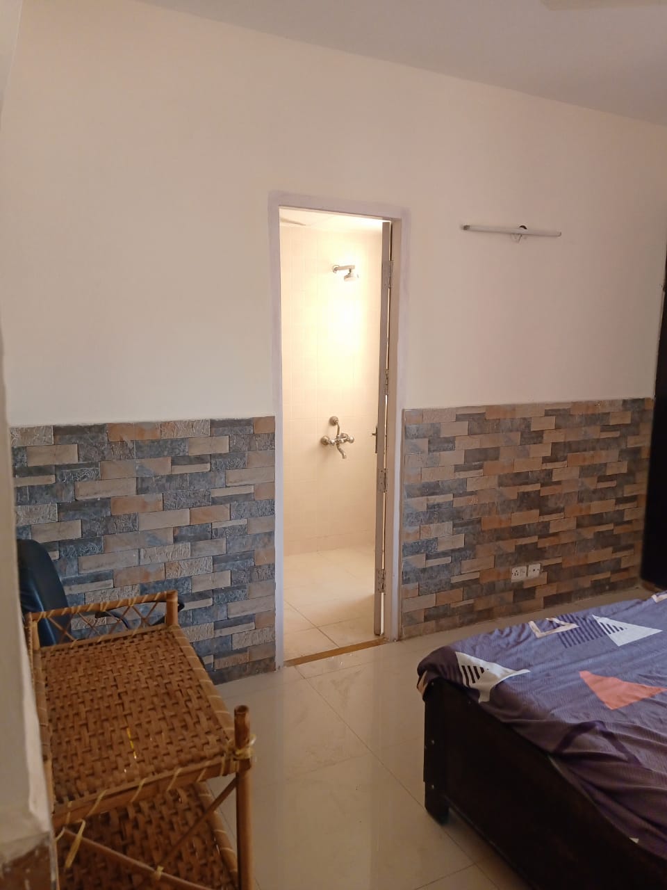 2 BHK Apartment For Rent in Jaypee Greens Kosmos