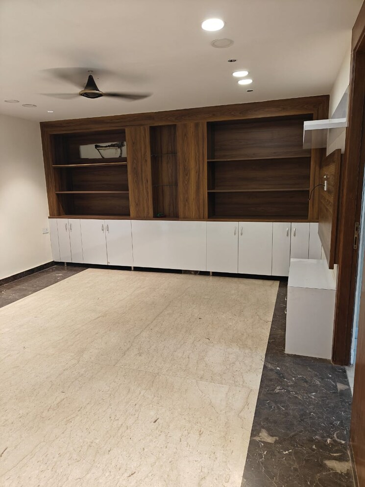 Kitchen, sector 56 4 Bedroom 360 Sq.Yd. Builder Floor In Sector 56 Gurgaon 8711129