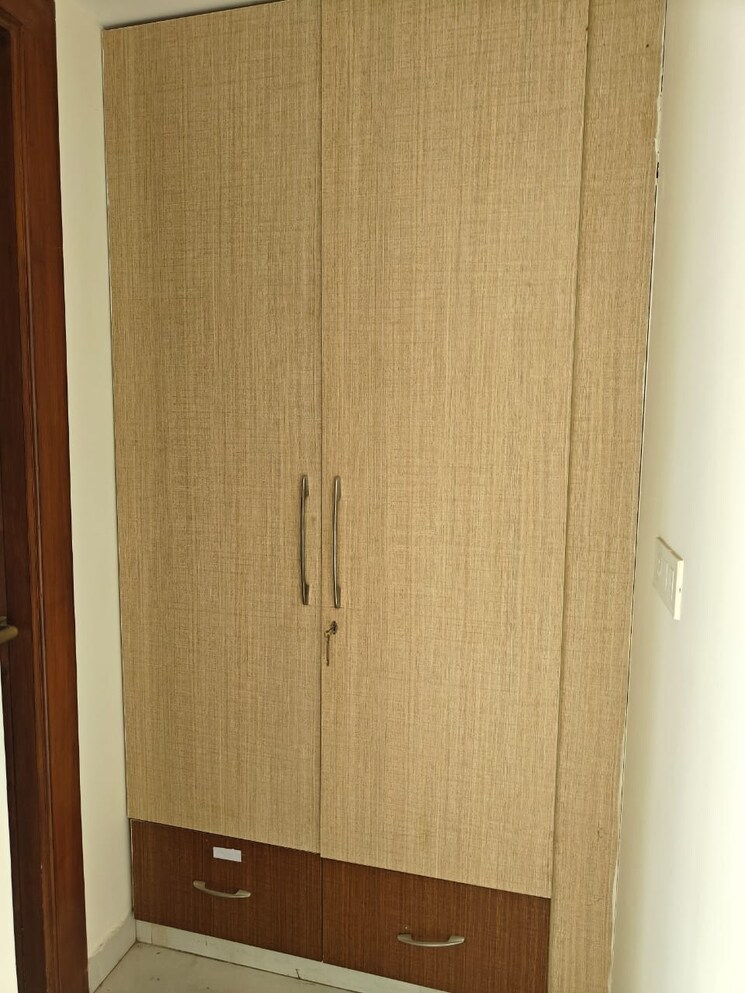 undefined, sector 56 4 Bedroom 360 Sq.Yd. Builder Floor In Sector 56 Gurgaon 8711129